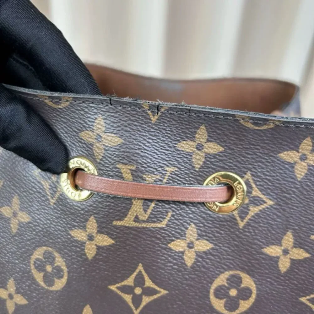 Louis Vuitton Women Pre-Loved Bag Very Good Condition